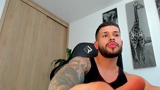 XXX chat uživo modela Santos_ramirez1