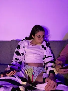 Chat XXX en directo de Poison_Ivy_29