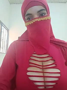 XXX chat uživo modela aminaa_