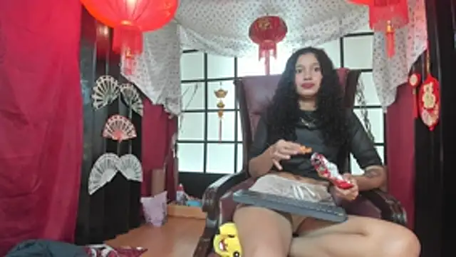 Aurora_Gatty – Live XXX-chat