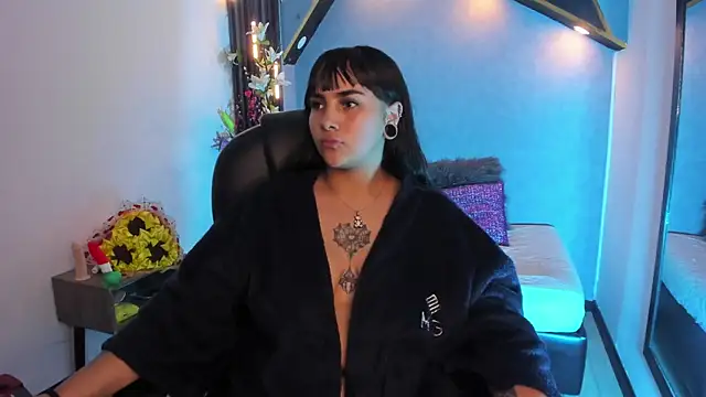 Bella_Raven: απευθείας συνομιλία ΧΧΧ