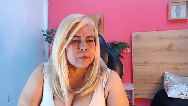 Chat +18 de eva_colen50 ao vivo