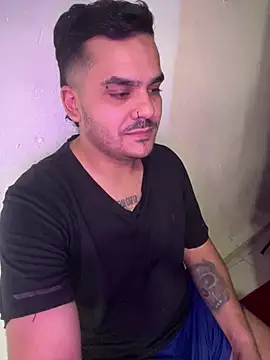 LatinBearXのライブXXXチャット
