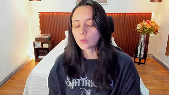 KatherineBond – Naživo XXX chat