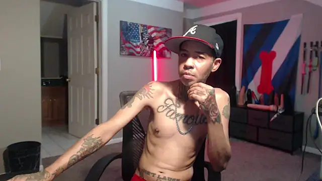 Michigan9000 Live XXX-Chat