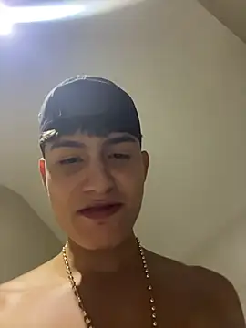Lander_Cruz's Live XXX Chat