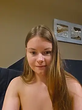 AnnaSweet18's Live XXX Chat