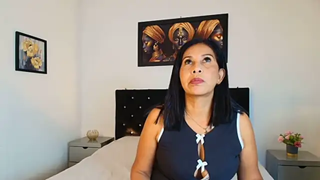 Shanon_mature: онлайн-секс-чат