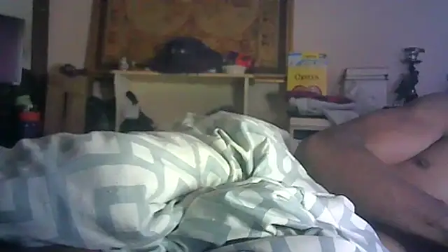 CR3M3_FIR3's Live XXX Chat