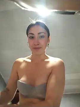 Czat XXX na żywo – Ivonny911