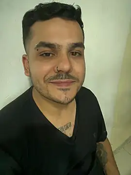 LatinBearX – Naživo XXX chat