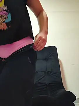 Czat XXX na żywo – Yelii_