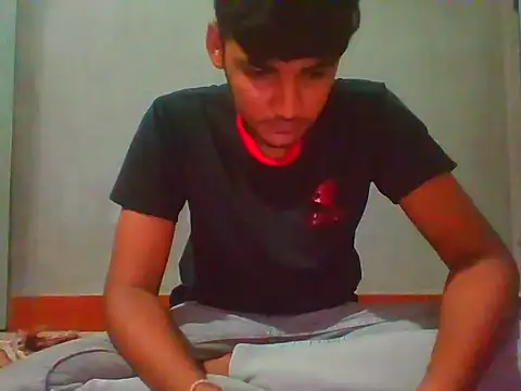 Adityasighn élő XXX-chatje