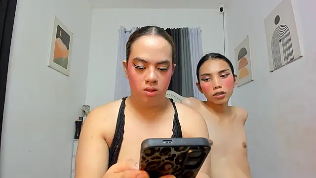 SabrinaVoss 即時 XXX 聊天