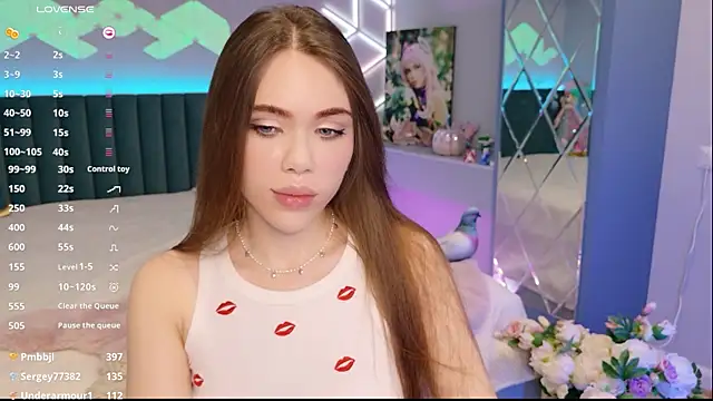 Chat XXX ao vivo de MimiForce