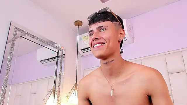 JacobFerrer 即時 XXX 聊天