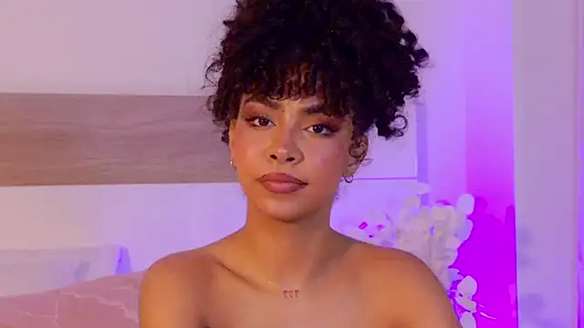 TamaraMontiel Chat XXX live