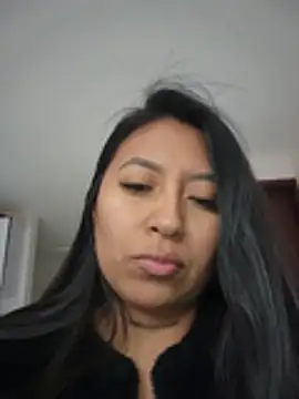 luisa16xxx élő XXX-chatje