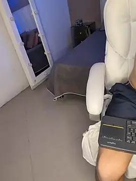 Chat XXX Live MaxCruz_