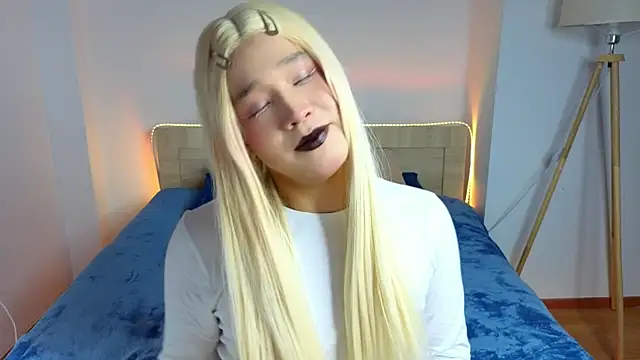 icexoxo2 Adlı Modelin Canlı XXX Sohbeti