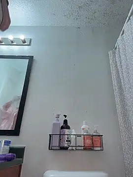 Ashleythelatinaa's Live XXX Chat