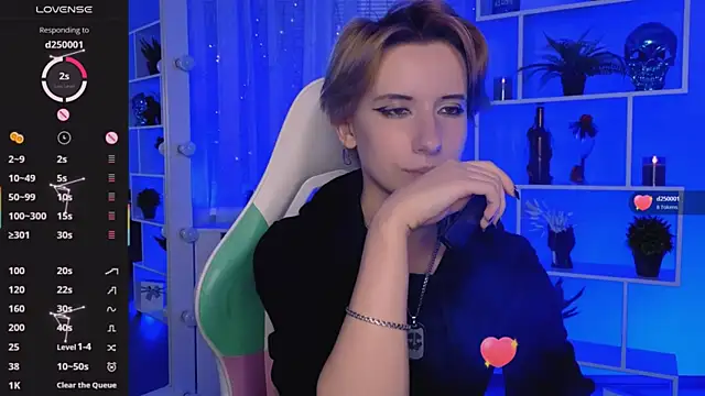 XXX chat uživo modela _Rein_ramm