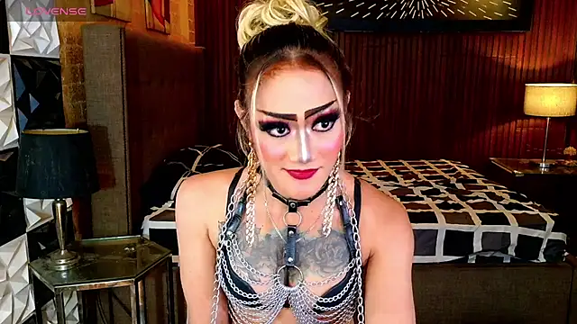 HorseCockDivine live XXX chat