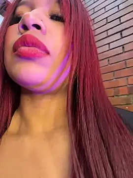 Czat XXX na żywo – Cherry_Charlottee