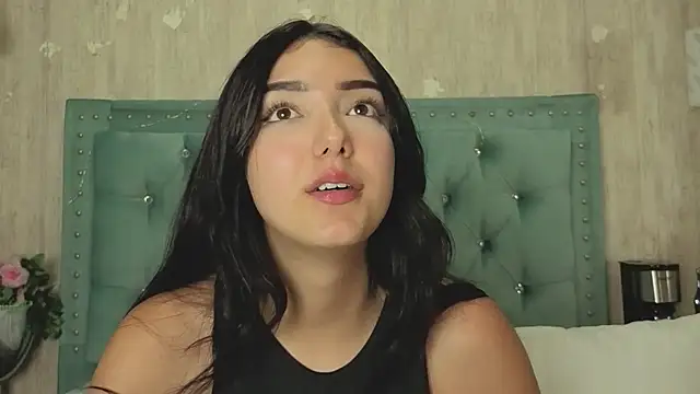Marcelaa_fox XXX чат на живо