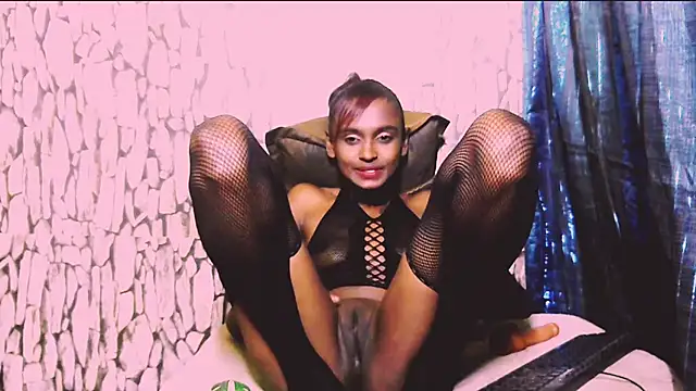 SassyXindian Chat XXX live