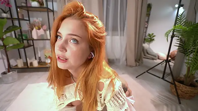 Innocenthish's Live XXX Chat