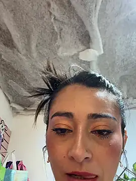 Czat XXX na żywo – IsabellaMariet