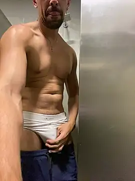 XXX chat uživo modela dantedesirexx