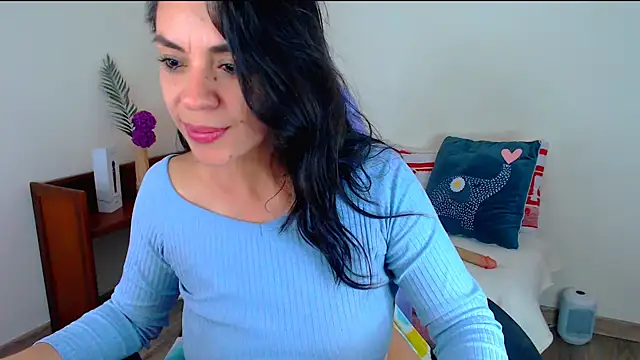Czat XXX na żywo – LATINGODDESS_X
