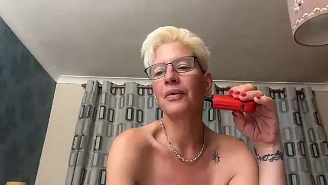 JennyHazel1 Live XXX-Chat