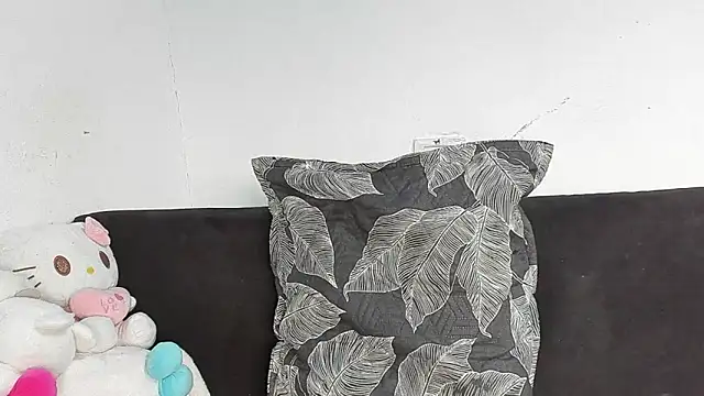 Eirlysx Adlı Modelin Canlı XXX Sohbeti