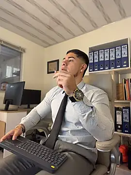 Dimitri_Colleman Adlı Modelin Canlı XXX Sohbeti