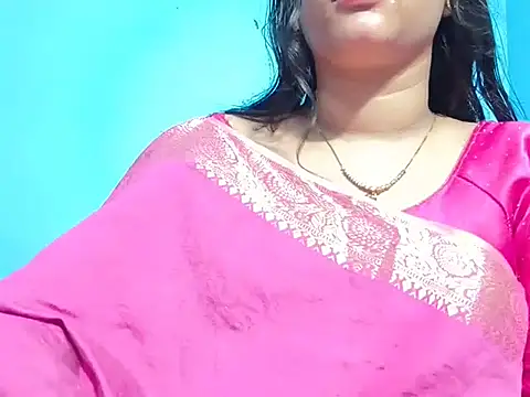 Adhiti_1's Live XXX Chat