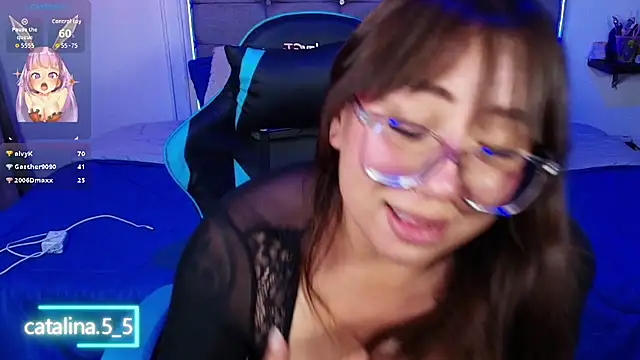 Kata_Bigboobs Obrolan Langsung XXX