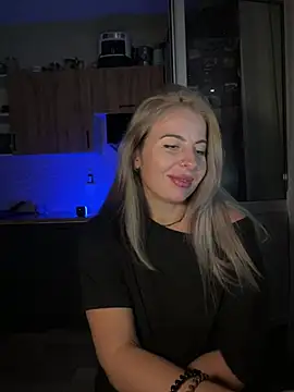 Lisorine Live XXX-chat