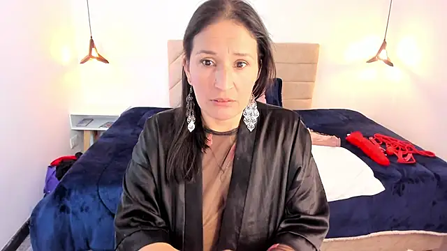 Barbara_fox__ élő XXX-chatje