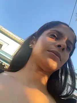 karlatiburcio's Webcam Show