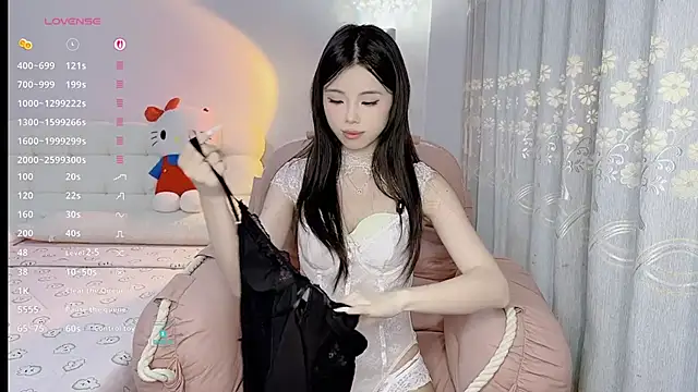 QiQiQi_'s Live XXX Chat