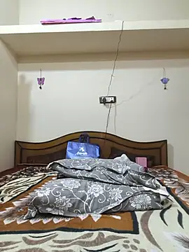 Tamil_Ishu Chat XXX live