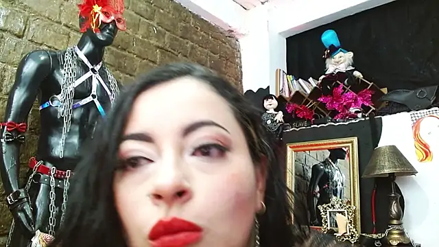 Chat +18 de LunaTikka ao vivo