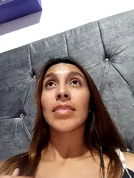AnisiaFarina's Live XXX Chat