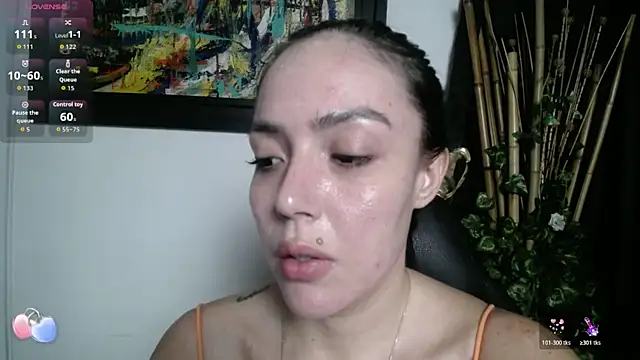 brianna_196 Adlı Modelin Canlı XXX Sohbeti