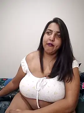 Živý XXX chat Indianplaybunnyxx
