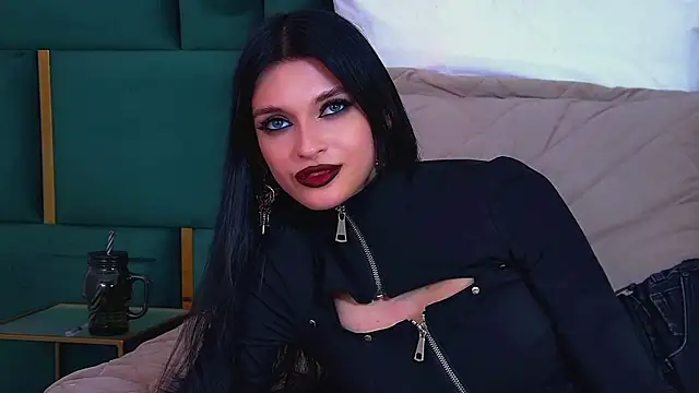 BeverlyMost: απευθείας συνομιλία ΧΧΧ