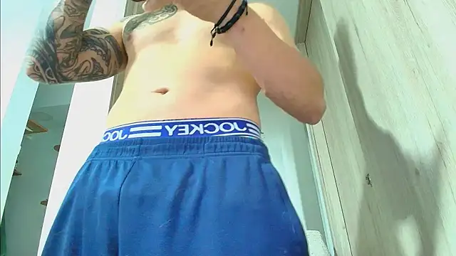 thomas_gun 现场XXX聊天